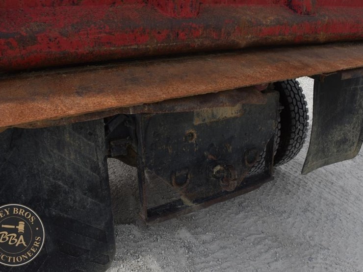 2000-ford-f650-sd-image-15