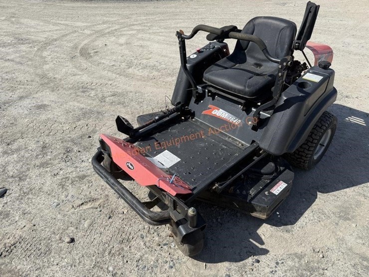 ariens-zoom-1640-zero-lawn-mower--non-operable-image-1