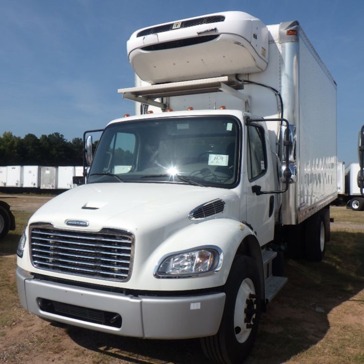 2020 FREIGHTLINER M2 106