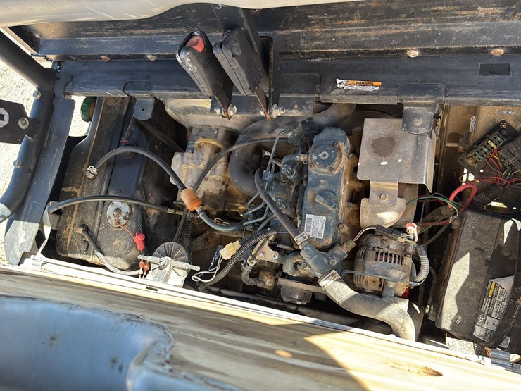 club-car-carryall-1700-image-11
