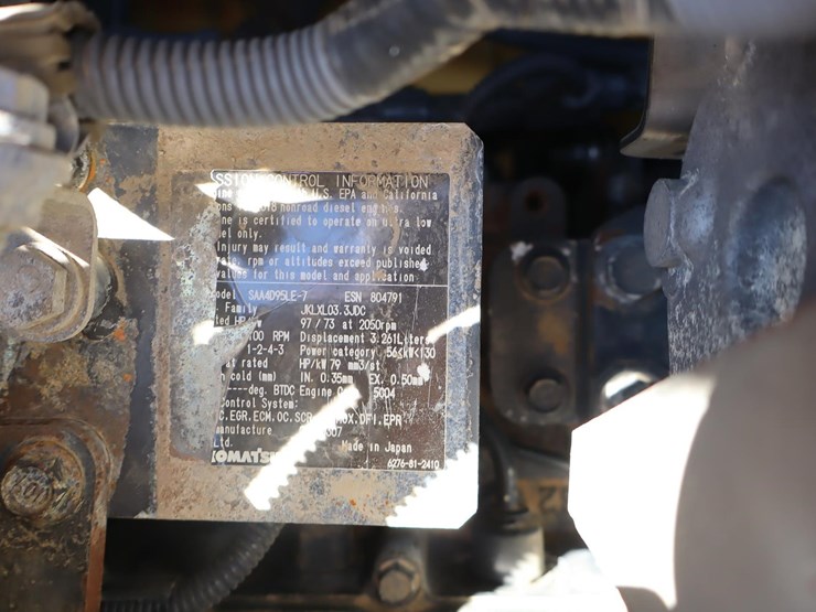 komatsu-pc138us-lc-image-32