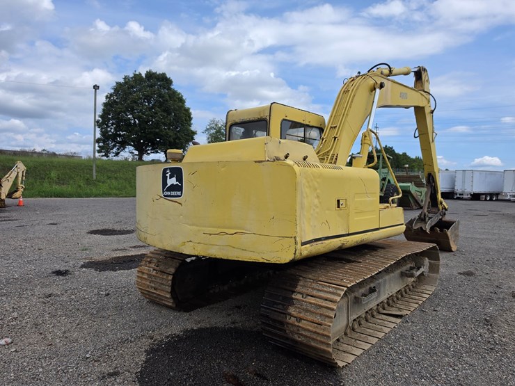 deere-490d-image-9