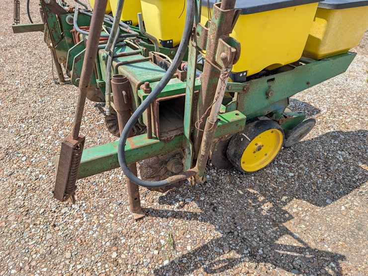 john-deere-7100-image-13