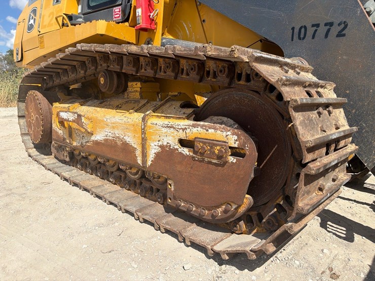 2020-deere-655k-image-18