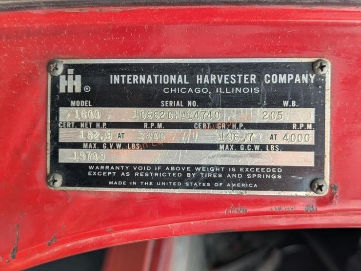 1975-international-s1600-image-35