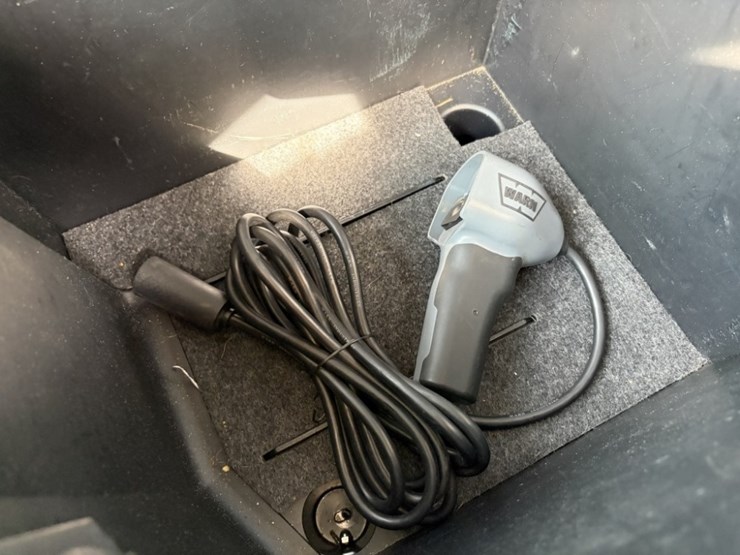 2008-toyota-tundra-image-36