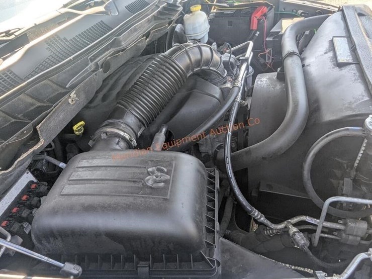 2011-dodge-ram-1500-image-21