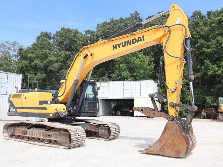 2019-hyundai-hx260l-image-7