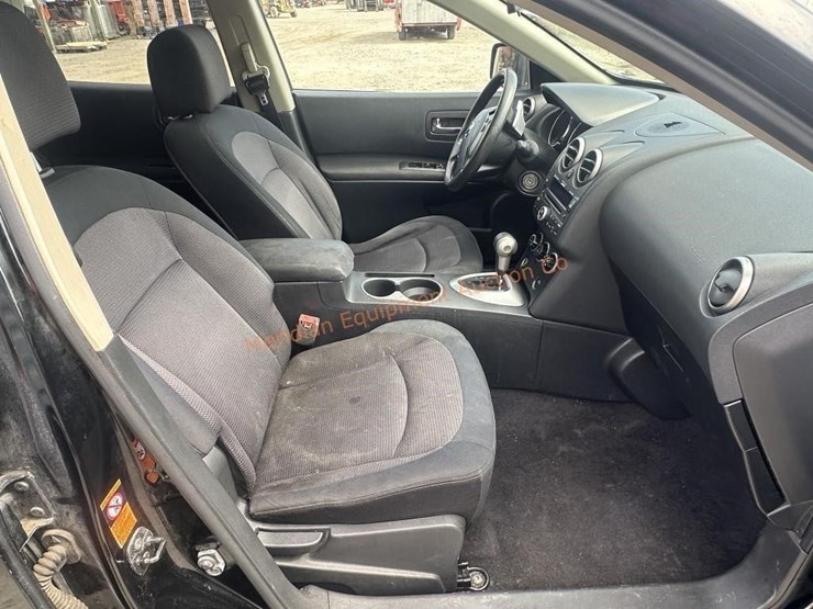 2008-nissan-rogue-s-image-12