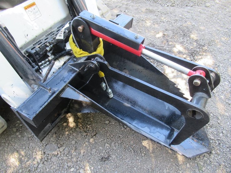 wildcat-skid-steer-stump-bucket-grapple-image-4