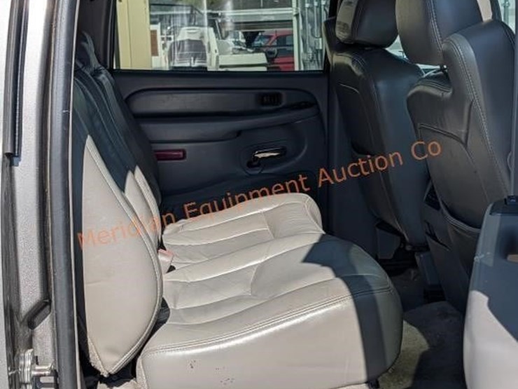 2006-gmc-yukon-xl-denali-image-25