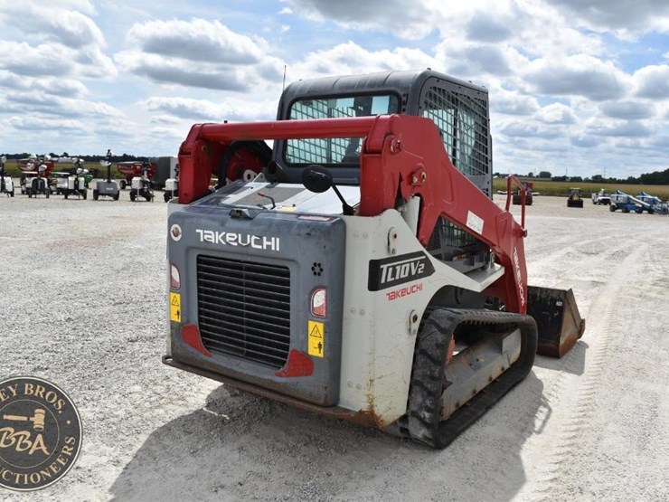 2022-takeuchi-tl10v2-image-17