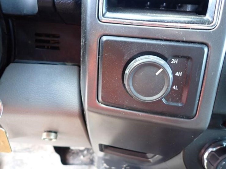 2018-ford-f150-xlt-image-21