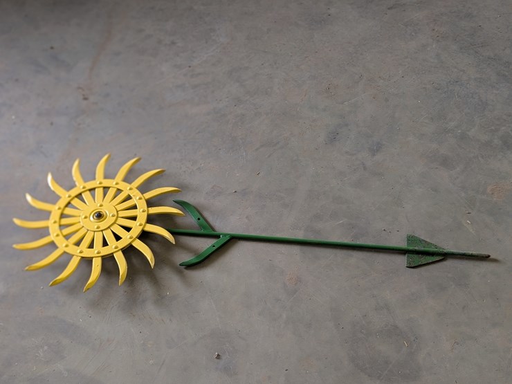 hand-crafted-flower-decor-image-2