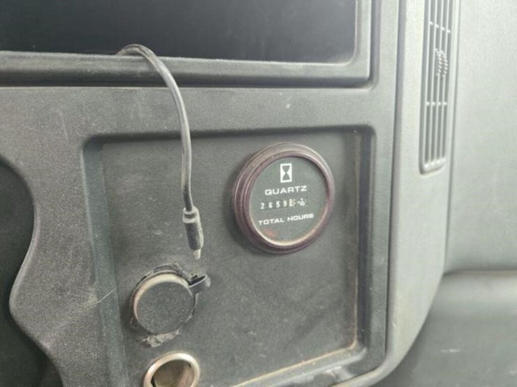 2007-international-durastar-4300-image-22