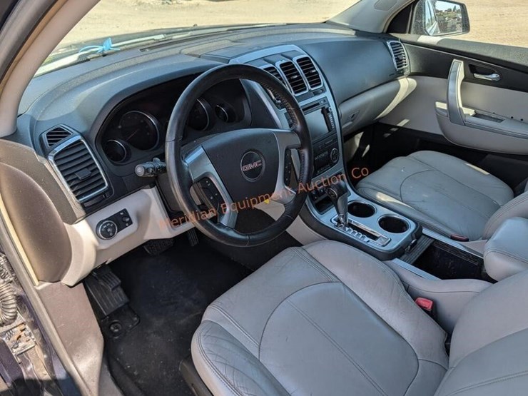 2007-gmc-acadia-image-10