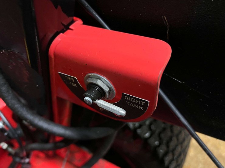 2019-gravely-proturn-60-image-21