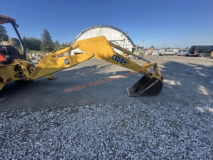 deere-410c-image-35