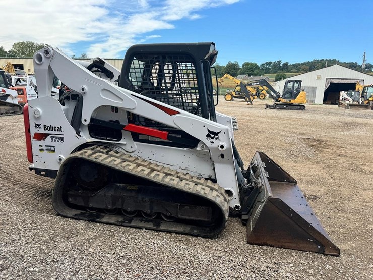 2021-bobcat-t770-image-7