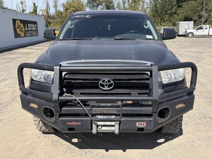 2008-toyota-tundra-image-8