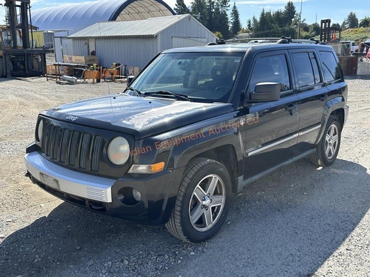 2008-jeep-patriot-image-1