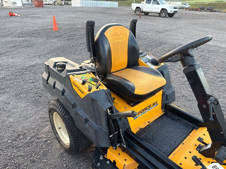 #17368-•-cubcadet-z-force-sx-zero-turn-mower-image-5