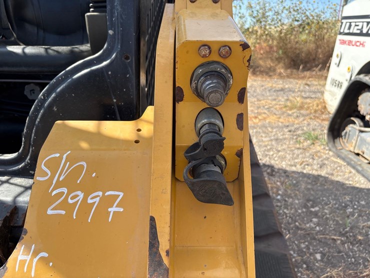 2021-caterpillar-259d-image-14