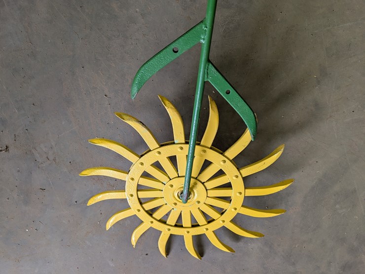 hand-crafted-flower-decor-image-6