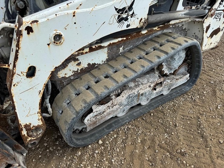 2016-bobcat-t450-image-13