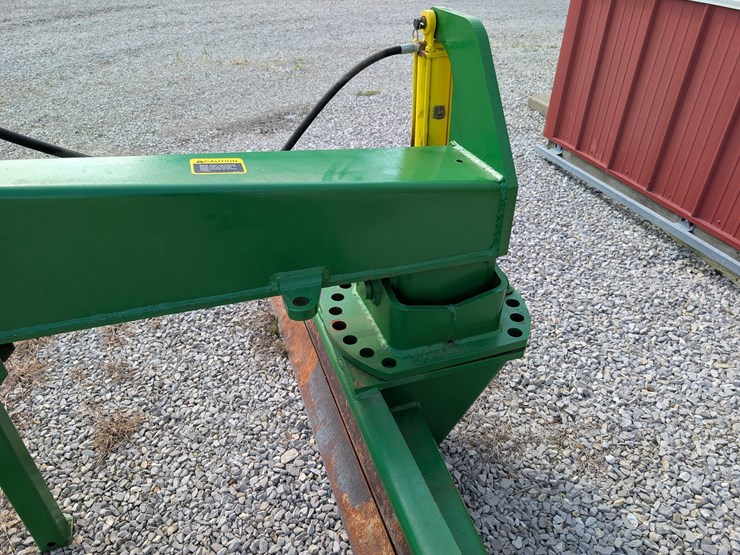 john-deere-155-image-11