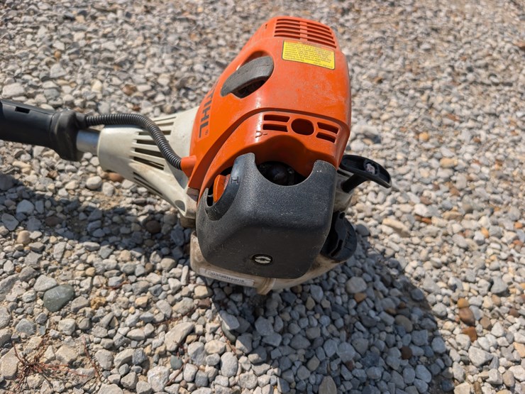 stihl-ht-101-pole-saw-image-3