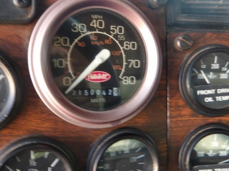 1997-peterbilt-379-image-23