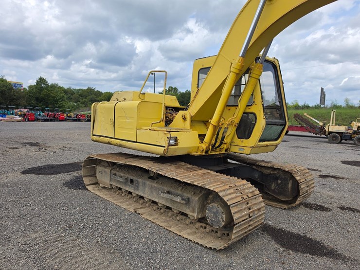 deere-490d-image-6