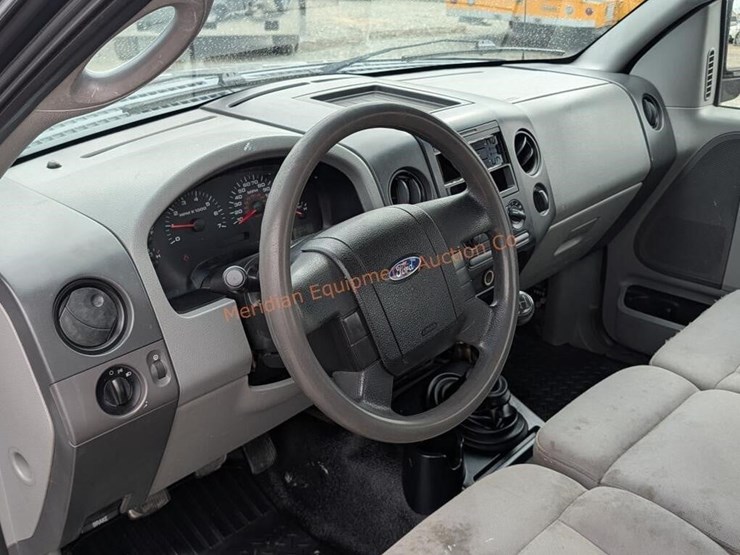 2006-ford-f150-xl-image-13