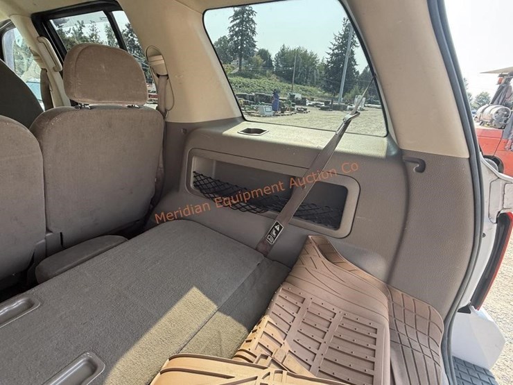 2002-ford-explorer-xlt-image-18
