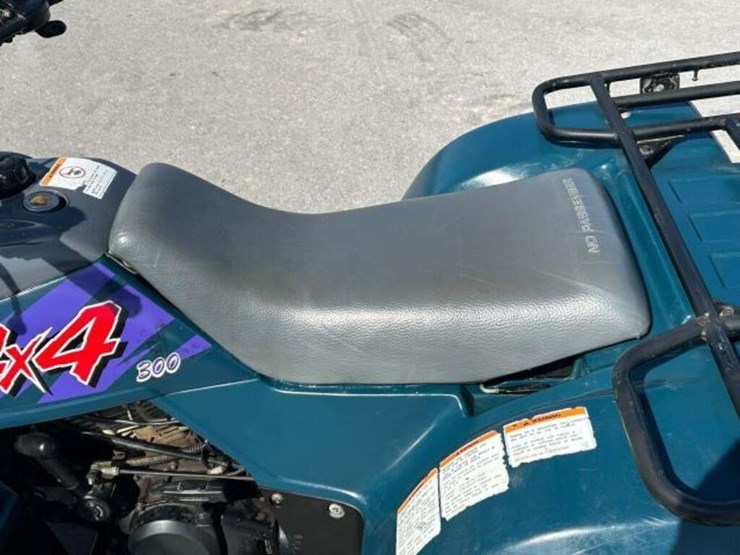 1996-kawasaki-bayou-300-image-10