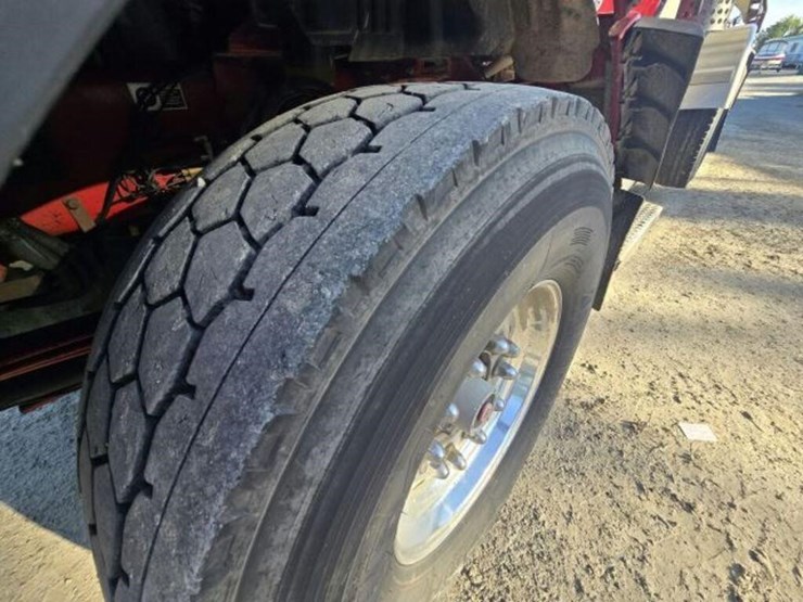 2016-kenworth-t880-image-52