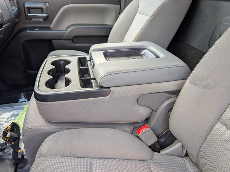 2018-chevrolet-2500hd-image-92