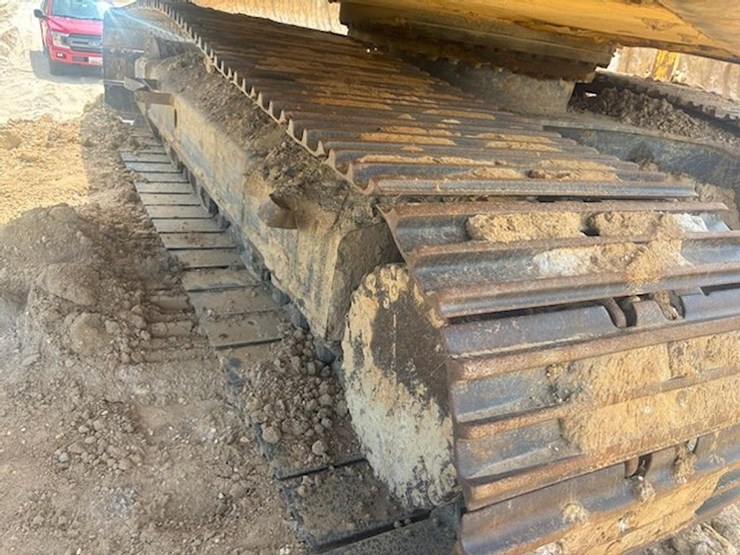 2014-komatsu-pc360-lc-11-image-11