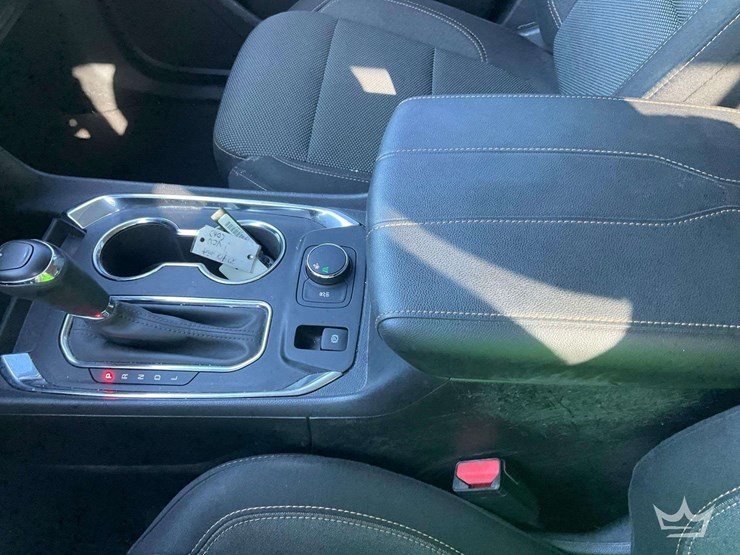 2018-chevrolet-traverse-image-17