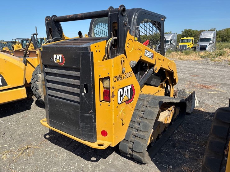 2021-caterpillar-259d3-image-4