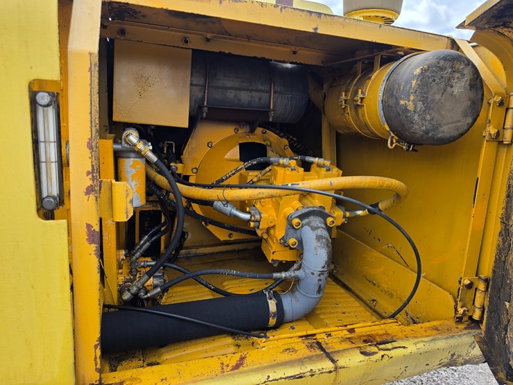 deere-490d-image-14