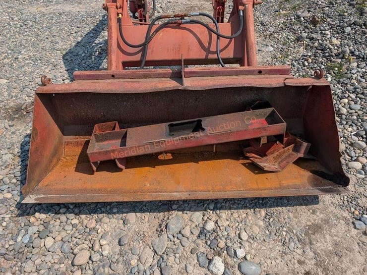 massey-ferguson-68-image-9