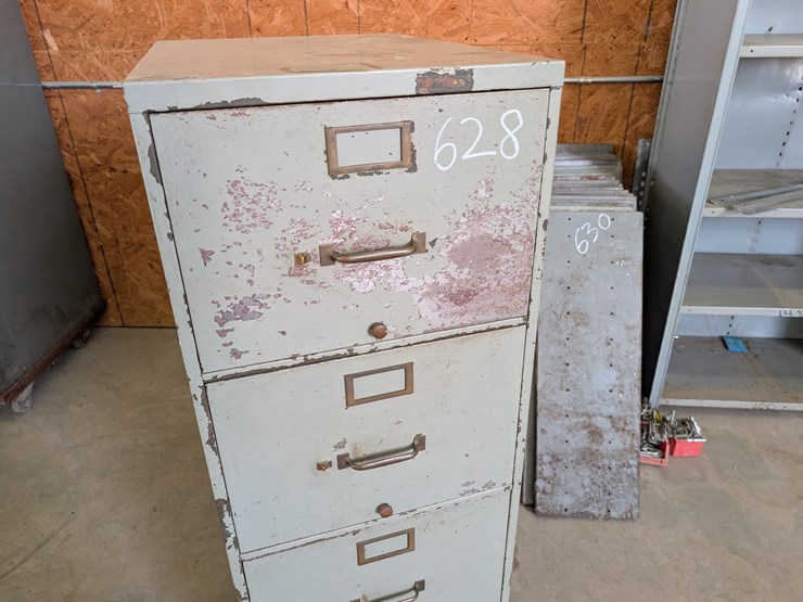 4-drawer-file-cabinet-image-7