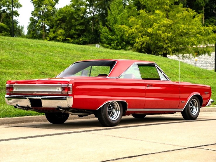 #1057-•-1967-plymouth-gtx-hemi-image-5