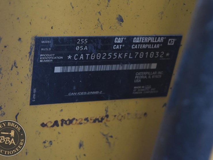 2024-caterpillar-255-image-47