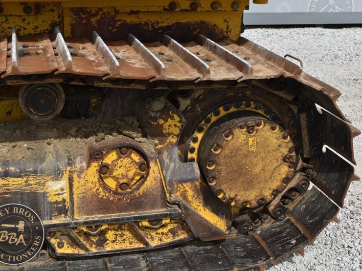 2018-komatsu-d51pxi-24-image-30