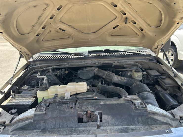 2001-ford-f250-image-10