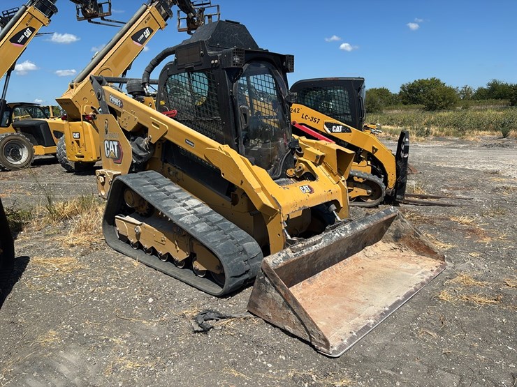 2022-caterpillar-299d3-xe-image-2