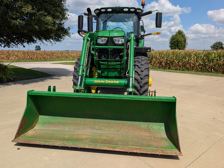 2015-john-deere-6175r-image-7